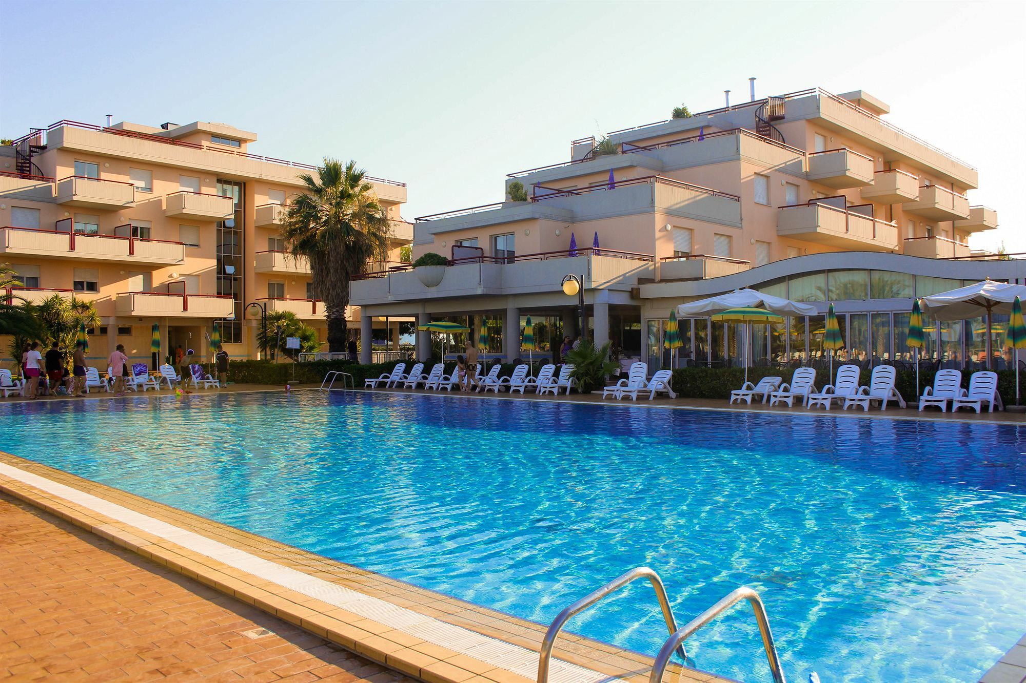 Ihr Residence Hotel Le Terrazze Grottammare Exterior photo